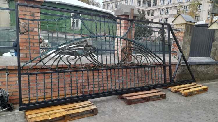Железные ворота Пушкино